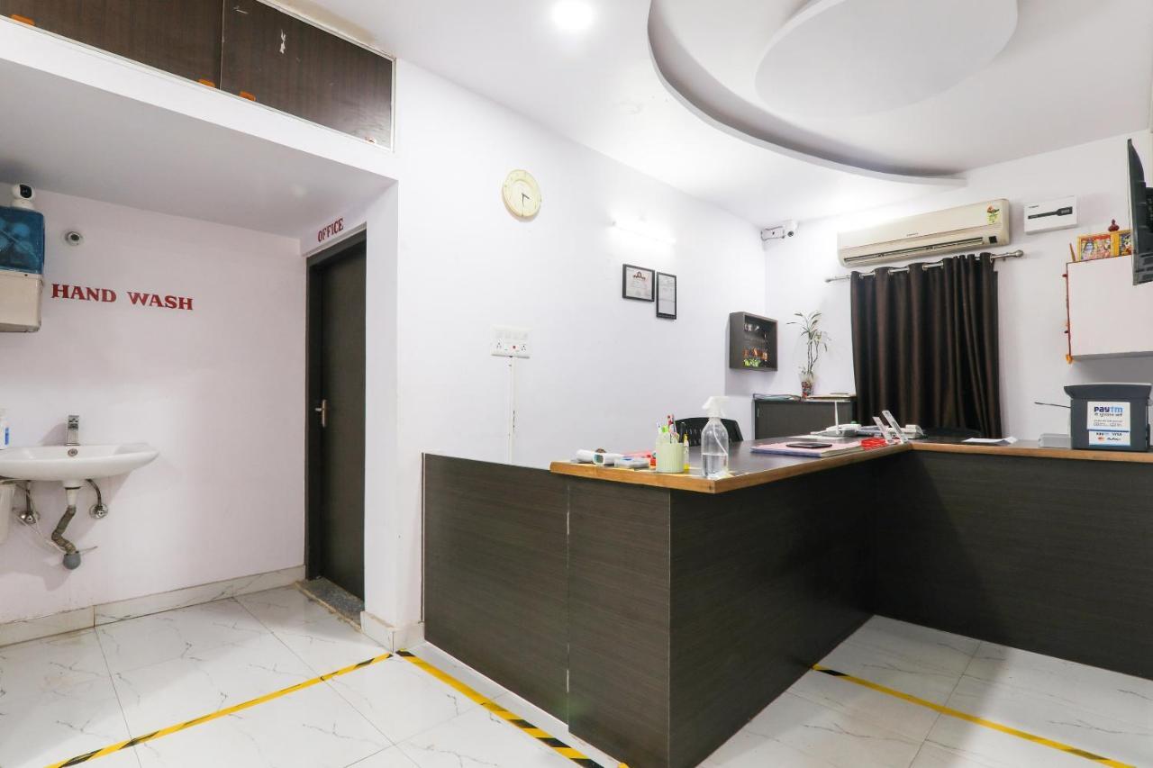 Super Oyo Capital O 78105 Hotel Figtree Premier 파트나 외부 사진